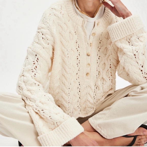 NWT Free People Polly Cable Knit Sweater in Cream Size Small - Picture 3 of 13